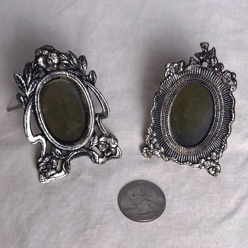 VTG Set of 2 Mini Victorian Style Silver Tone Easel Frames Oval Cherub Floral